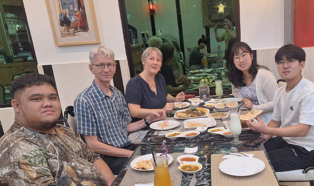 Dinner with Grafe Lab